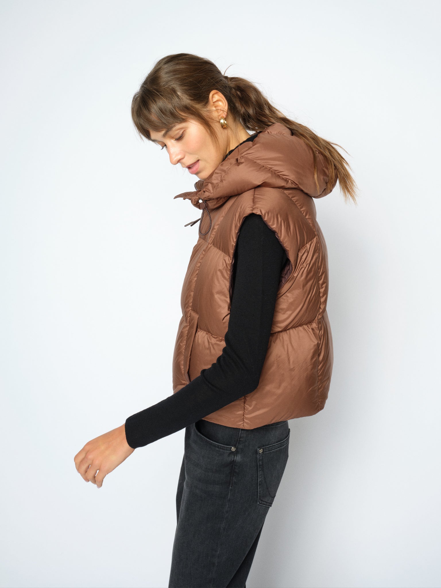 Modelshot / Downtown Brown / Detail